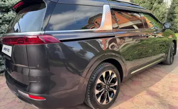 Kia Carnival 2020 года за 18 000 000 тг. в Алматы фото 2