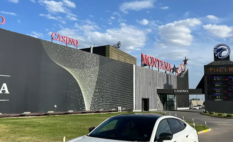 Changan UNI-V 2023 года за 11 000 000 тг. в Астана