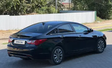 Hyundai Sonata 2010 года за 5 200 000 тг. в Уральск фото 2