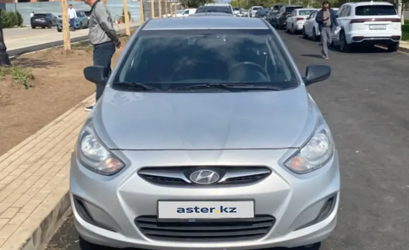 Hyundai Solaris 2011 года за 4 300 000 тг. в Астана фото 2
