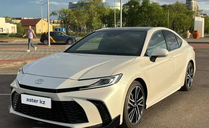 Toyota Camry 2024 года за 16 000 000 тг. в Караганда