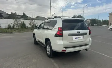 Toyota Land Cruiser Prado 2022 года за 29 200 000 тг. в Шымкент