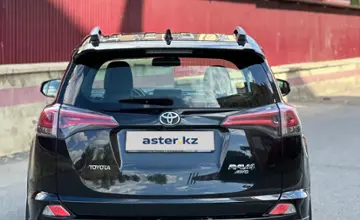 Toyota RAV4 2016 года за 11 700 000 тг. в Актобе фото 4