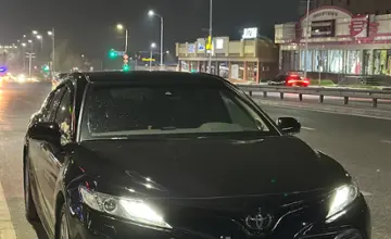 Toyota Camry 2019 года за 15 200 000 тг. в Шымкент фото 2