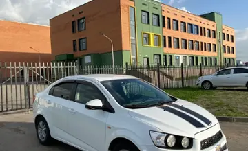 Chevrolet Aveo 2014 года за 3 890 000 тг. в Костанай фото 3