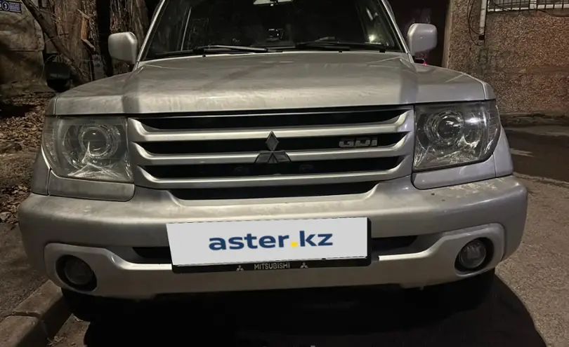Mitsubishi Pajero iO 2002 года за 4 500 000 тг. в Алматы