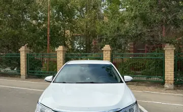 Toyota Camry 2013 года за 8 500 000 тг. в Атырау фото 2
