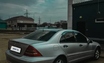 Mercedes-Benz C-Класс 2000 года за 3 000 000 тг. в Актюбинская область фото 2