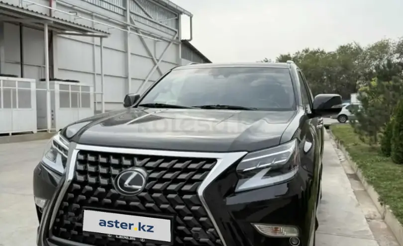 Lexus GX 2018 года за 30 000 000 тг. в Алматы