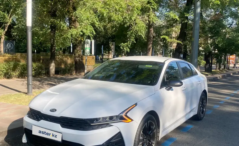 Kia K5 2022 года за 11 400 000 тг. в Алматы