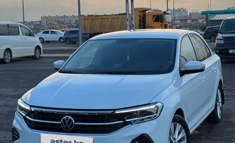 Volkswagen Polo 2022 года за 8 100 000 тг. в Караганда