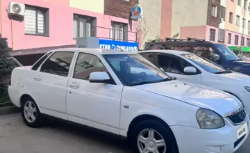 LADA (ВАЗ) Priora 2011 года за 1 500 000 тг. в Алматы фото 3