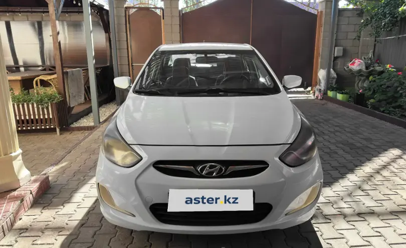 Hyundai Solaris 2013 года за 3 500 000 тг. в Алматы фото 2