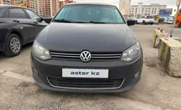 Volkswagen Polo 2014 года за 4 000 000 тг. в Астана фото 2