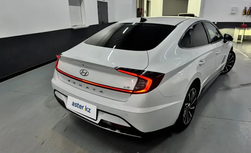 Hyundai Sonata 2020 года за 12 000 000 тг. в Актау