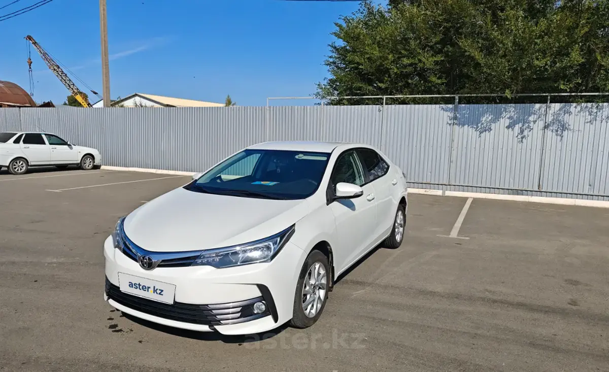 Toyota Corolla 2018 года за 7 700 000 тг. в Уральск
