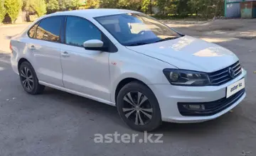 Volkswagen Polo 2018 года за 5 500 000 тг. в Актобе фото 2