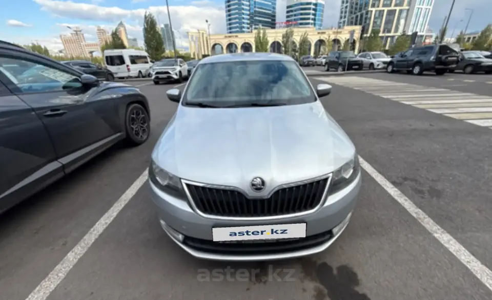 Skoda Rapid 2015 года за 5 000 000 тг. в Астана фото 2