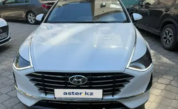 Hyundai Sonata 2022 года за 12 500 000 тг. в Атырау фото 2