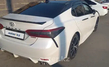 Toyota Camry 2019 года за 14 000 000 тг. в Павлодар фото 2