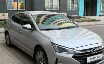 Hyundai Elantra 2019 года за 7 850 000 тг. в Алматы фото 3