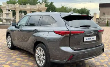 Toyota Highlander 2020 года за 25 000 000 тг. в Алматы фото 4