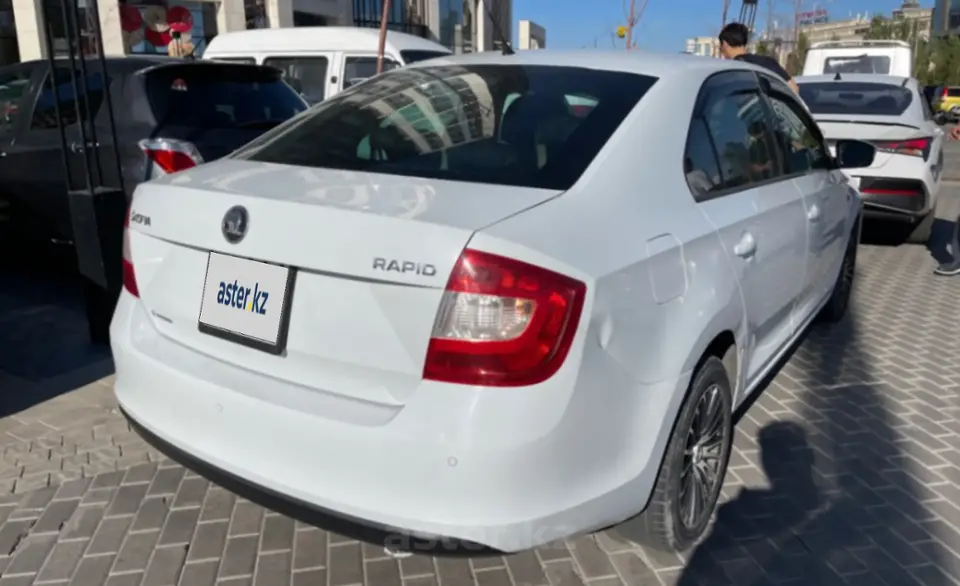 Skoda Rapid 2014 года за 5 000 000 тг. в Астана