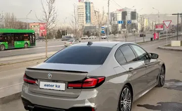 BMW 5 серии 2017 года за 16 800 000 тг. в Алматы