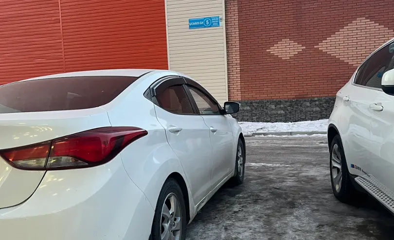 Hyundai Elantra 2015 года за 6 100 000 тг. в Усть-Каменогорск фото 4