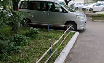 Toyota Noah 2002 года за 4 000 000 тг. в Усть-Каменогорск фото 3