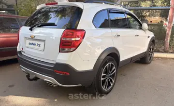 Chevrolet Captiva 2018 года за 9 200 000 тг. в Уральск фото 2