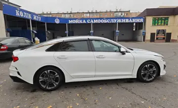 Kia K5 2020 года за 10 500 000 тг. в Алматы фото 4
