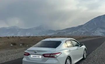 Toyota Camry 2019 года за 14 800 000 тг. в Шымкент фото 4