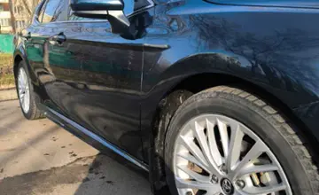 Toyota Camry 2020 года за 12 000 000 тг. в Алматы фото 3