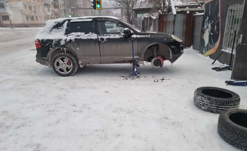 Porsche Cayenne 2007 года за 6 000 000 тг. в Астана фото 2