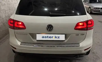 Volkswagen Touareg 2010 года за 10 000 000 тг. в Шымкент фото 2