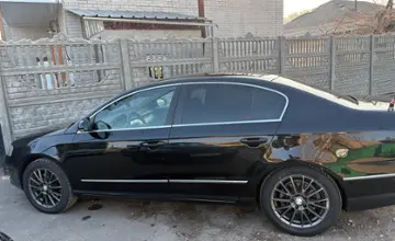 Volkswagen Passat 2010 года за 4 500 000 тг. в Алматы
