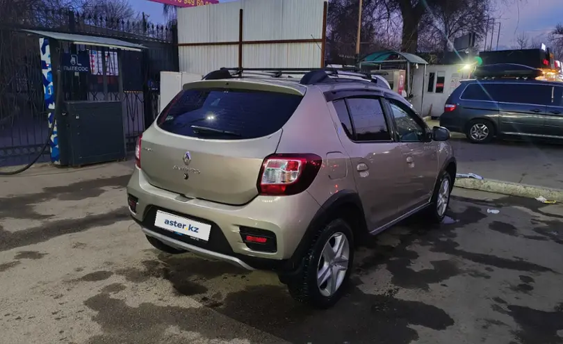 Renault Sandero 2016 года за 4 700 000 тг. в Алматы фото 4