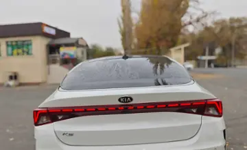 Kia K5 2020 года за 10 500 000 тг. в Алматы
