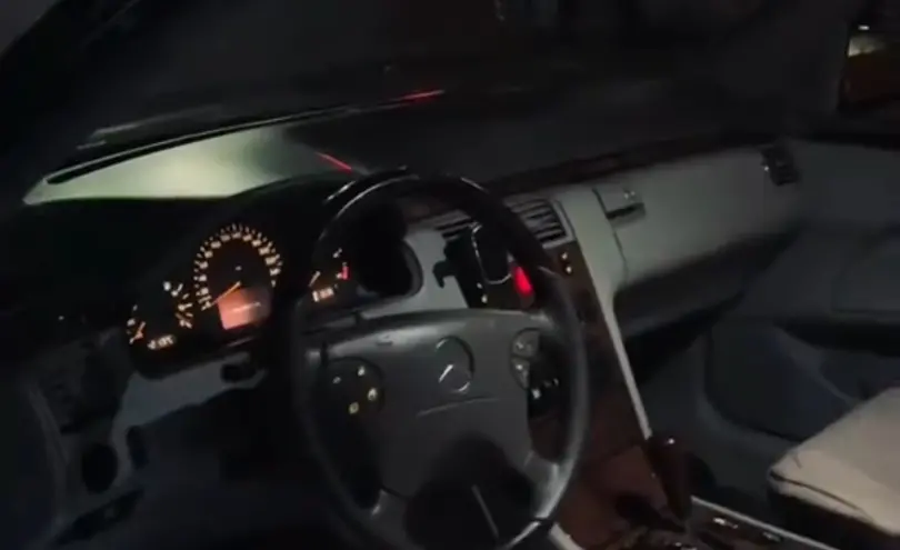 Mercedes-Benz E-Класс 2001 года за 3 000 000 тг. в Алматы фото 3