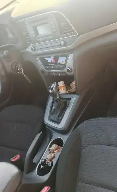 Hyundai Elantra 2018 года за 8 000 000 тг. в Семей фото 5