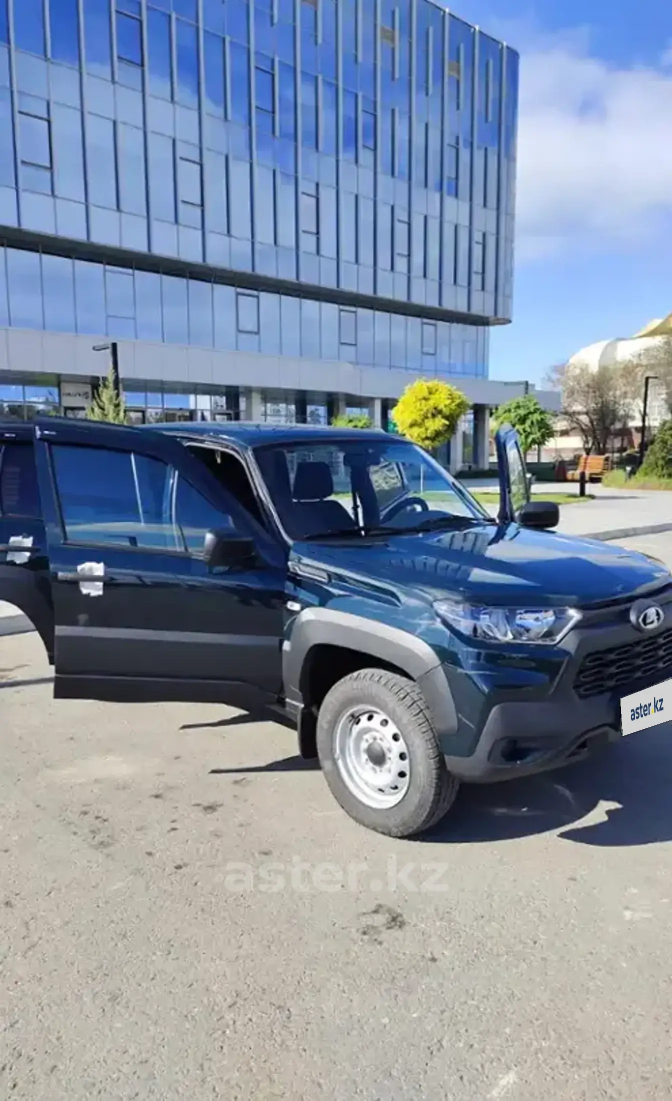 LADA (ВАЗ) Niva 2023 года за 6 700 000 тг. в Актау фото 2