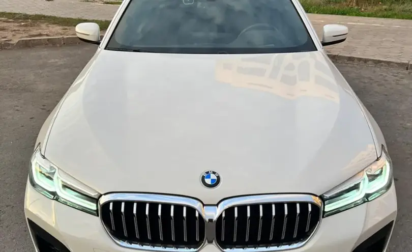 BMW 5 серии 2022 года за 26 000 000 тг. в Астана