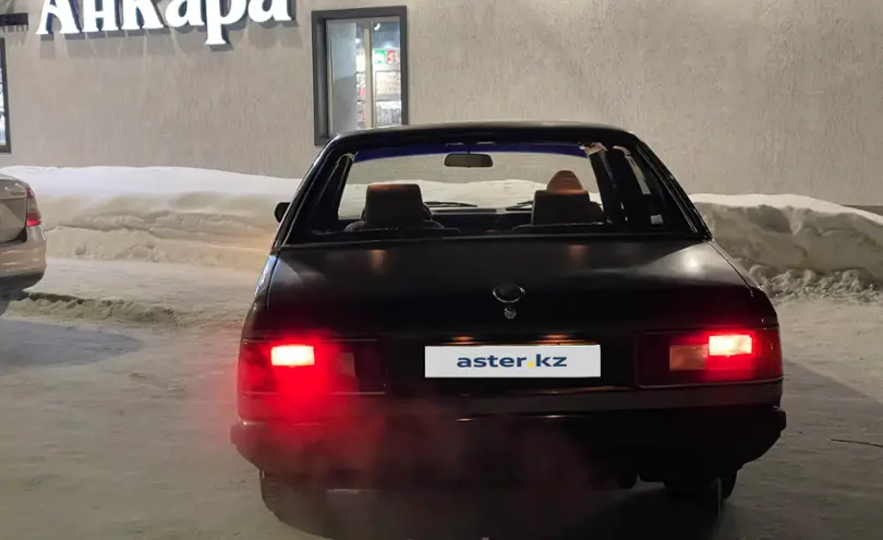 BMW 7 серии 1985 года за 2 400 000 тг. в Восточно-Казахстанская область фото 4