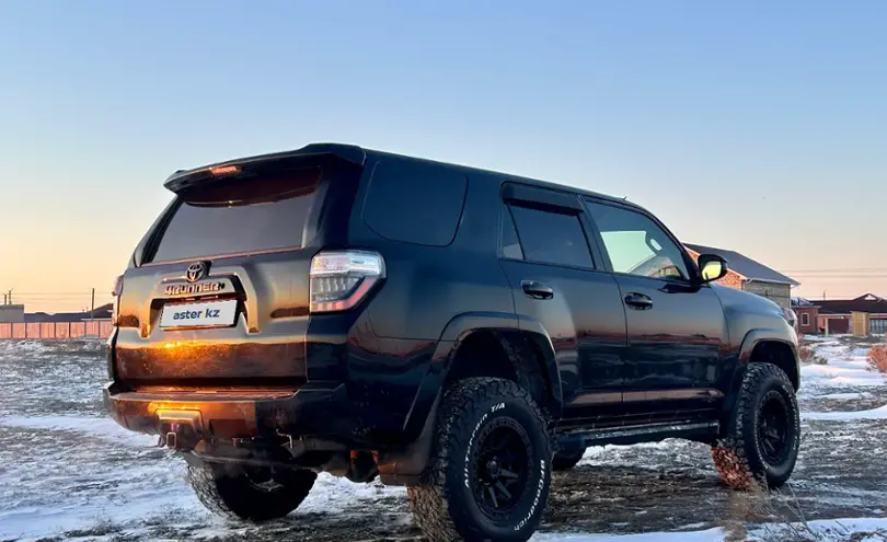 Toyota 4Runner 2014 года за 15 900 000 тг. в Атырауская область фото 4
