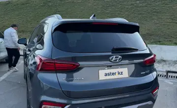 Hyundai Santa Fe 2020 года за 15 000 000 тг. в Астана фото 2