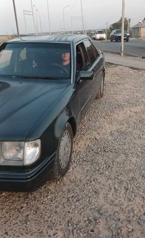 Mercedes-Benz E-Класс 1992 года за 1 200 000 тг. в Шымкент фото 1