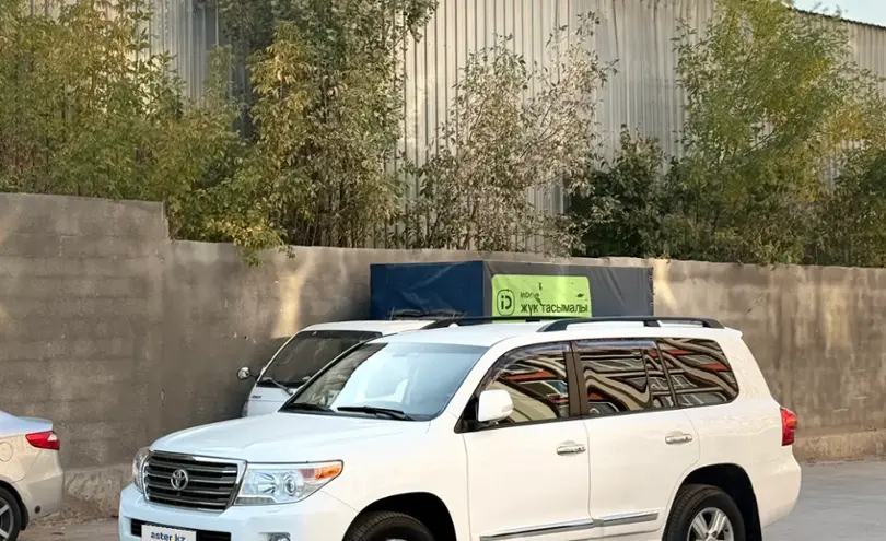 Toyota Land Cruiser 2014 года за 26 000 000 тг. в Шымкент