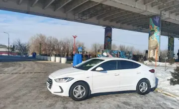 Hyundai Elantra 2018 года за 8 000 000 тг. в Семей фото 2