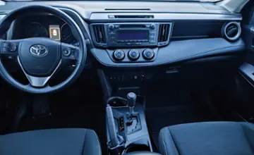 Toyota RAV4 2018 года за 10 600 000 тг. в Алматы